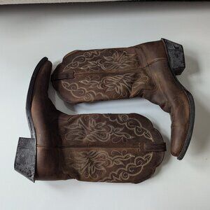 Brown Ariat Women's boots size 9B gently used